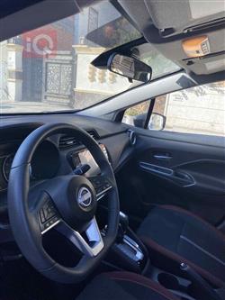 نيسان فيرسا